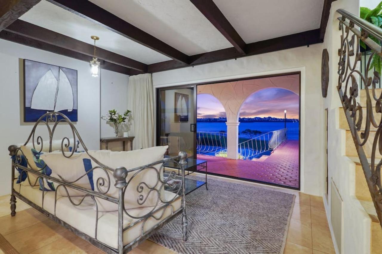 Magnificent Beachfront Mansion - Pool - Fireplace Auckland Exterior photo